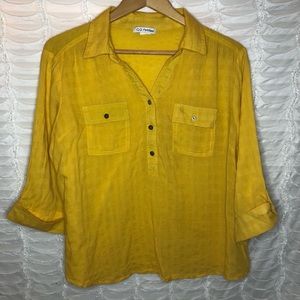 C.D. Petites Yellow 3/4 sleeve blouse